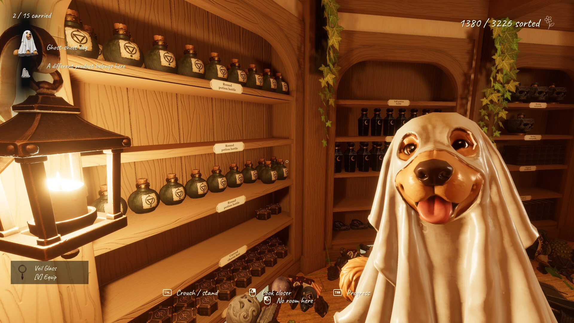 Спокойная игра про уборку в Tidy Up the Halloween Shop — изображение 2